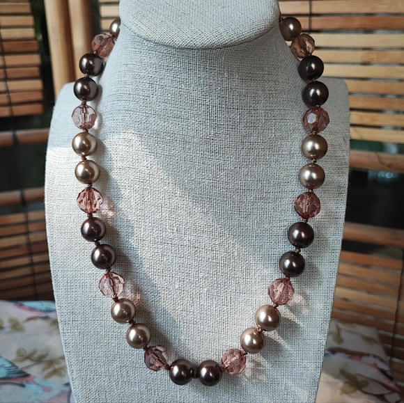 Faux Chocolate Champagne Pearl and Pink Bead Necklace RMN Roman Vintage - Picture 2 of 8